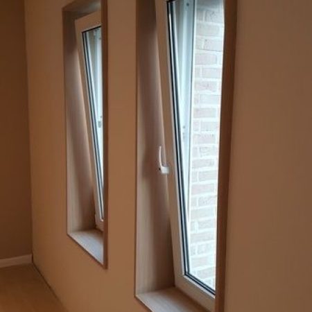 Ebrasement de fenêtre en placage chêne par Hebus